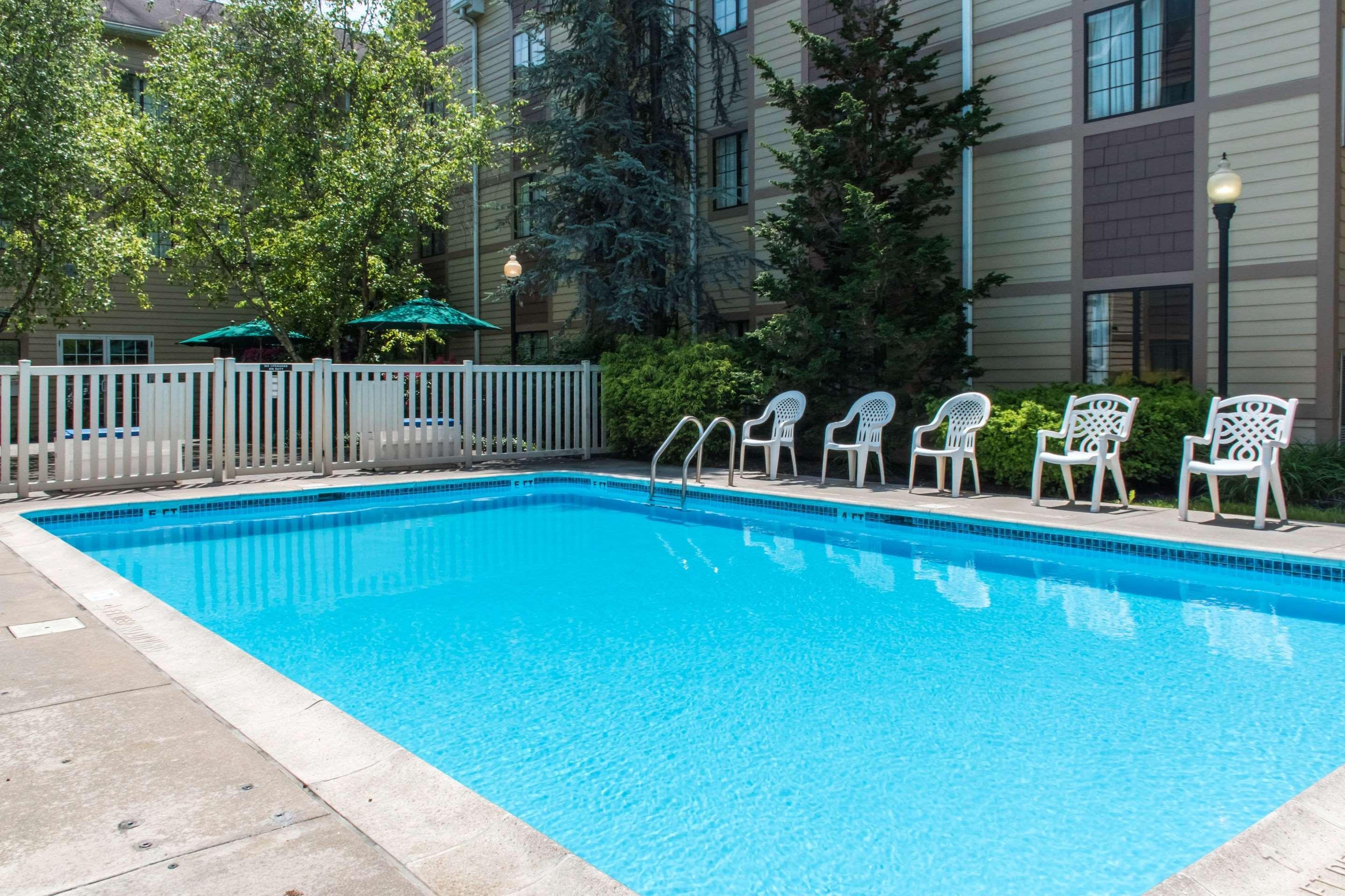 Extended Stay America Suites - Lancaster County Mountville Екстер'єр фото
