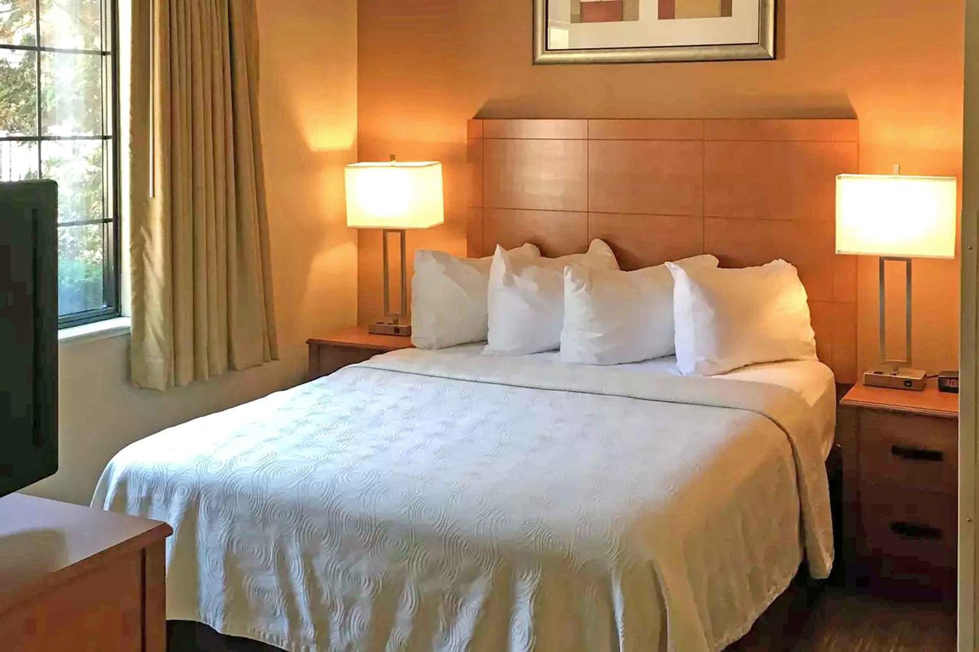 Extended Stay America Suites - Lancaster County Mountville Екстер'єр фото